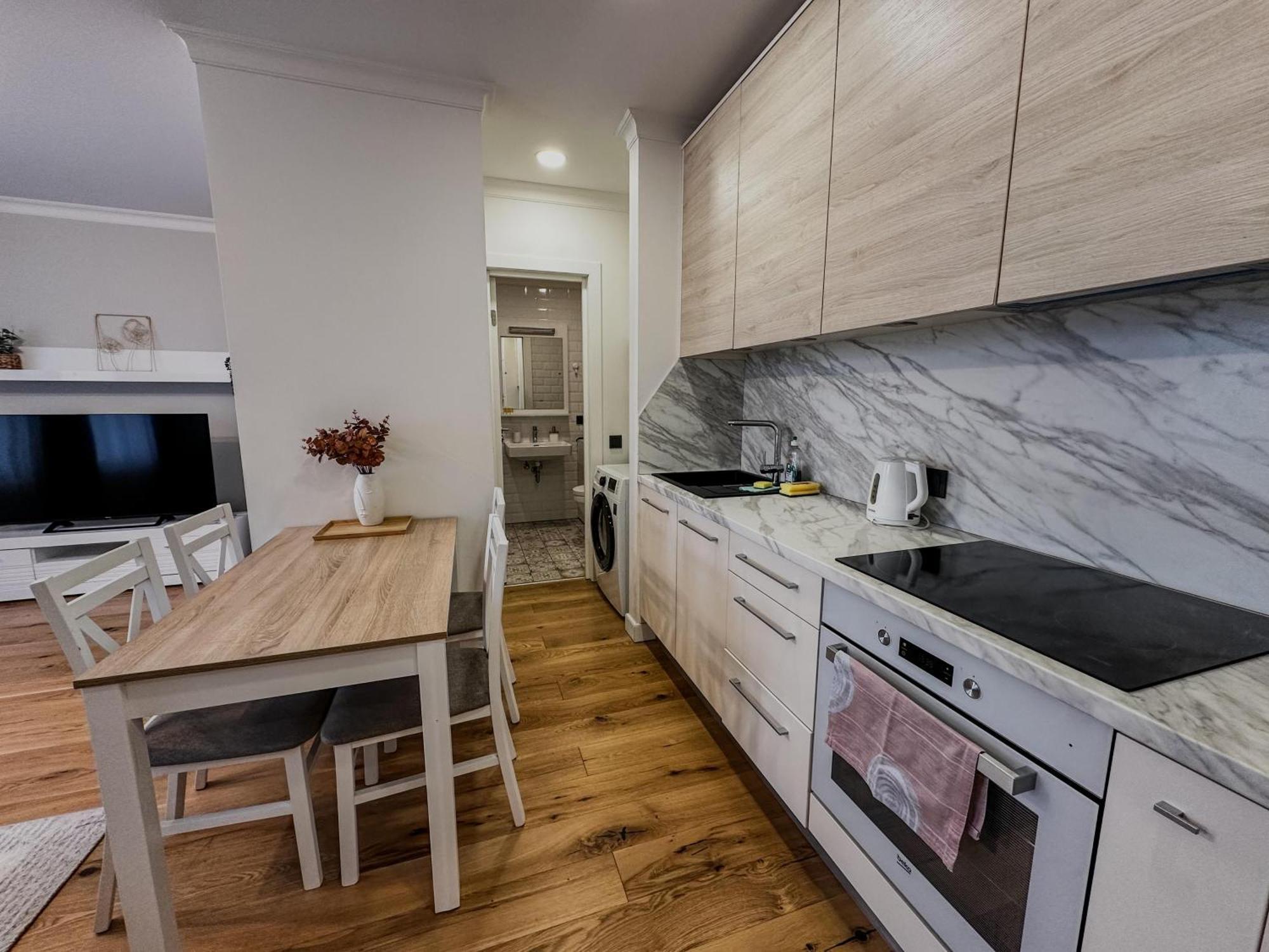One Bedroom Promenade Apartment Riga Extérieur photo